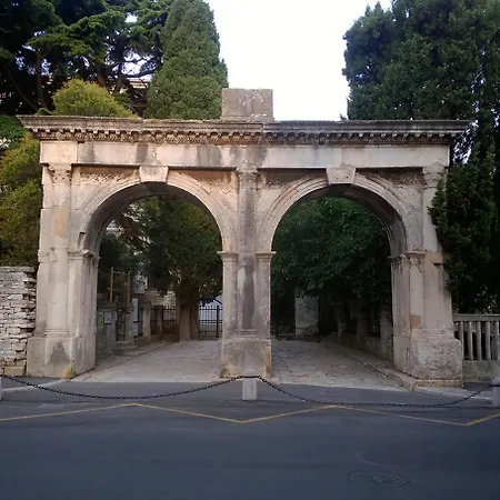 Daire Tatjana Center